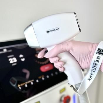 Потужний чотирихвильовий діодний лазер BEAUTY LUX EVIE EVOLUTION PERFORMANCE SMART 1600 ват. Лазер для видалення волосся останнього покоління. Преміум класу Потужний чотирихвильовий діодний лазер BEAUTY LUX EVIE EVOLUTION PERFORMANCE SMART 1600 ват. Лазер для видалення волосся останнього покоління. Преміум класу